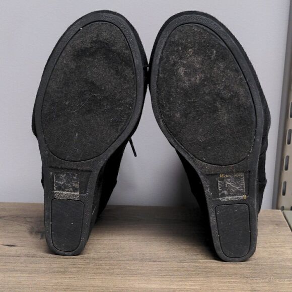 City Classified Black Booties - Picture 5 of 5